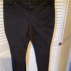 Bandoloni ladies high rise Mandie Skinny Black jean size 16 Missy